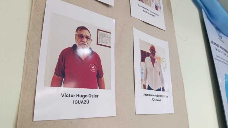 Presentaron la segunda muestra fotográfica “Héroes Misioneros en Malvinas” en la Legislatura 8 muestra hereos misoneros en Malvinas 6 - 7