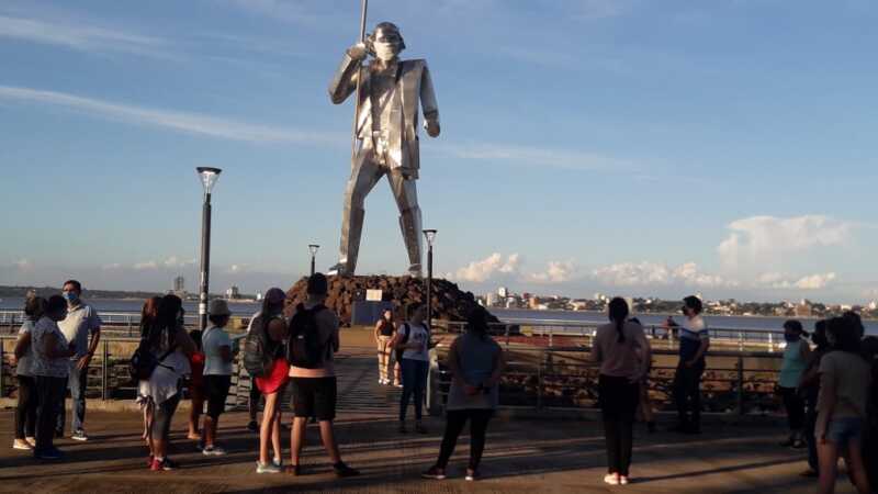 Agenda cultural en Posadas: arte, música y recorridos este fin de semana 8 paseo monumento - 7