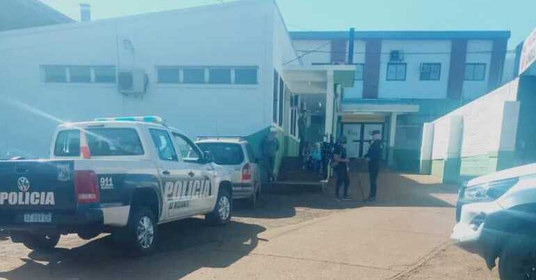 Murió una turista bonaerense tras descompensarse en plena ruta hacia las Cataratas del Iguazú La turista sufrió una descompensación en la Ruta 12 y falleció tras ser trasladada al hospital de Eldorado.