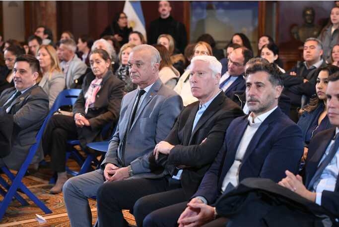 Presentaron en el Senado el modelo misionero para desarrollar mercados de carbono 2 Captura de pantalla 2026 05 20 123801 - 1
