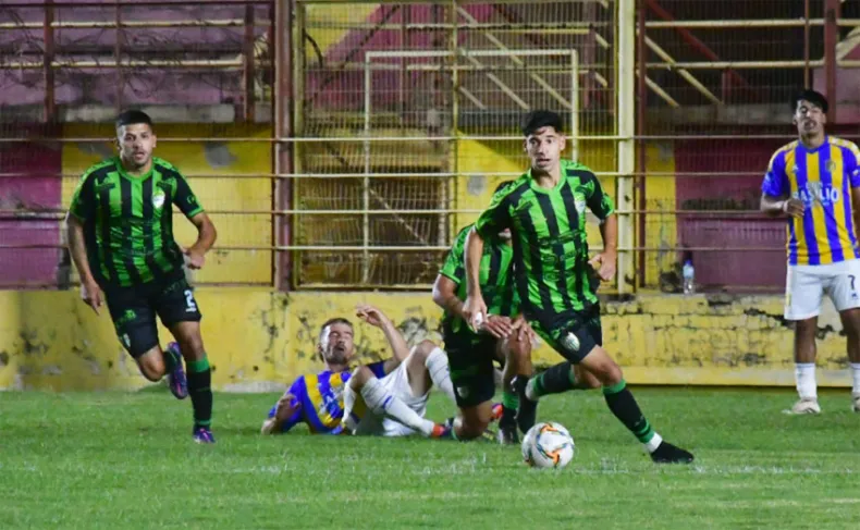 Mitre reaccionó en Resistencia, dio vuelta el partido y quedó como líder 2 Mitre