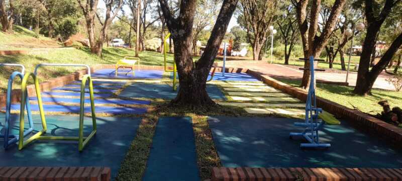 Leandro N. Alem puso en valor la plaza Emanuel con nuevas mejoras en iluminación y juegos La plaza Emanuel fue completamente renovada con nuevas luminarias, juegos restaurados y pintura integral.