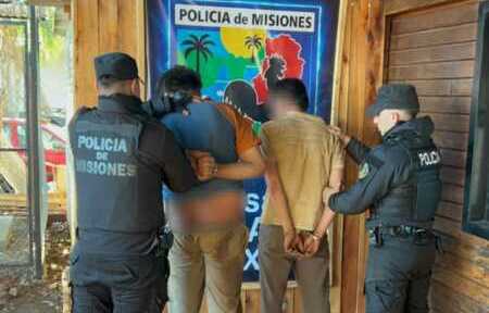 Robaron una chancha preñada, la escondieron en el monte y fueron detenidos en Pozo Azul La Policía recuperó el animal a pocos metros del lugar del robo y detuvo a dos sospechosos.