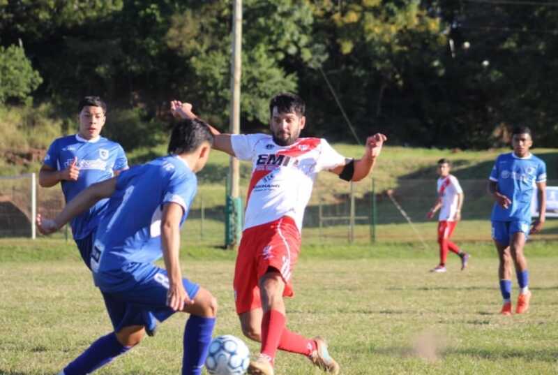 La Súper Liga Posadeña define su fase regular. La Canterita, La Picada y Crucero ya están en semifinales, mientras Brown y Garupá FC pelean por el último cupo.