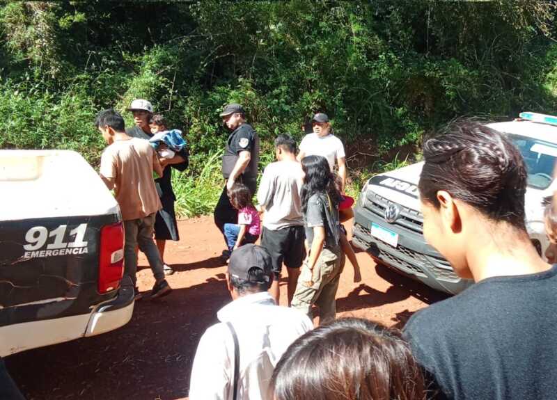 Garuhapé: Detuvieron a ocho integrantes de la comunidad mbya por un conflicto territorial mbya detenidos en Garuhapé