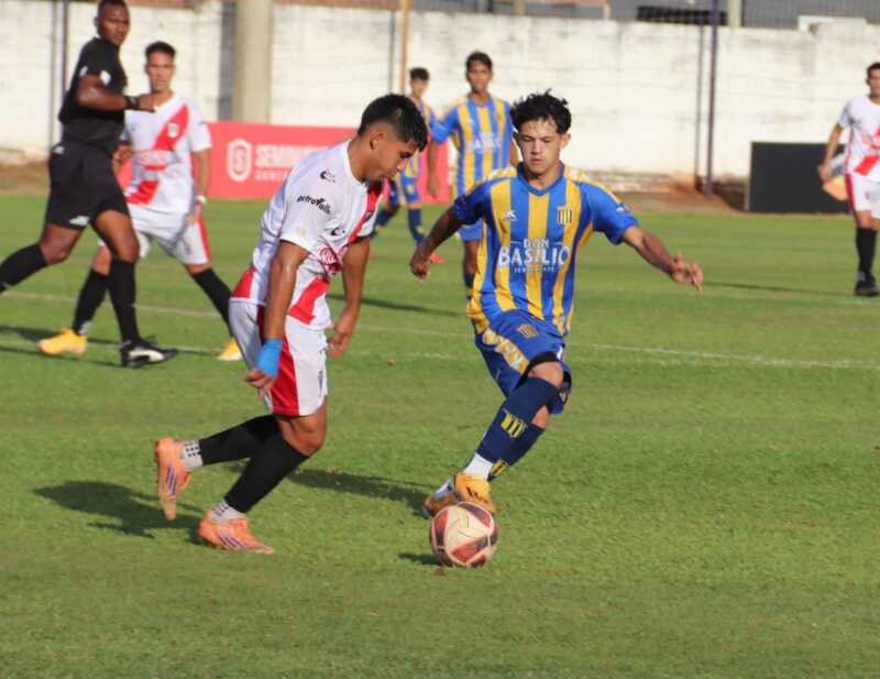 Liga Posadeña: Mitre se quedó con el clásico posadeño tras dar vuelta el partido ante Guaraní Mitre se quedó con el clásico