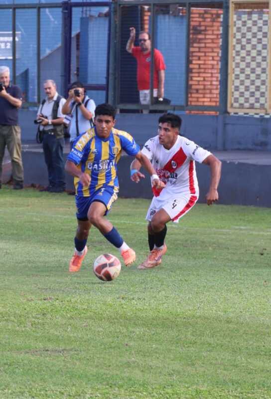 Liga Posadeña: Mitre se quedó con el clásico posadeño tras dar vuelta el partido ante Guaraní 2 WhatsApp Image 2026 05 06 at 19.29.12 - 1