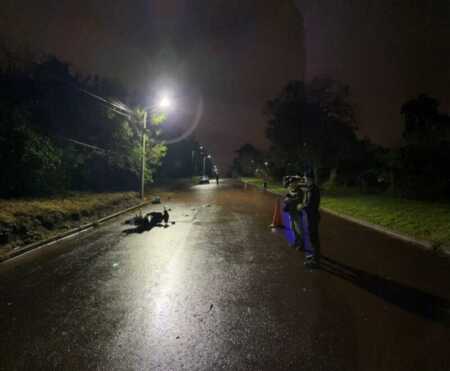 Murió un motociclista tras despistar sobre una avenida de Puerto Iguazú WhatsApp Image 2026 05 08 at 9.39.56 AM 1 - 2