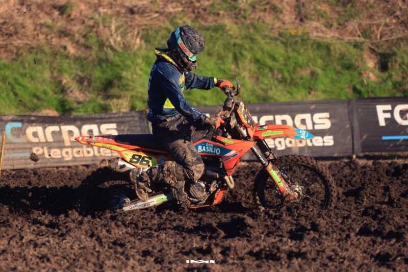 El Naka Team misionero volvió a destacarse en el Argentino de Motocross 6 WhatsApp Image 2026 05 11 at 15.33.46 - 5