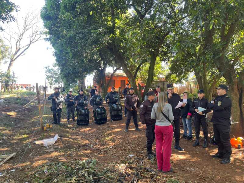 Desactivaron una toma de terrenos en el barrio Los Patitos de Posadas toma de terrenos en Posadas