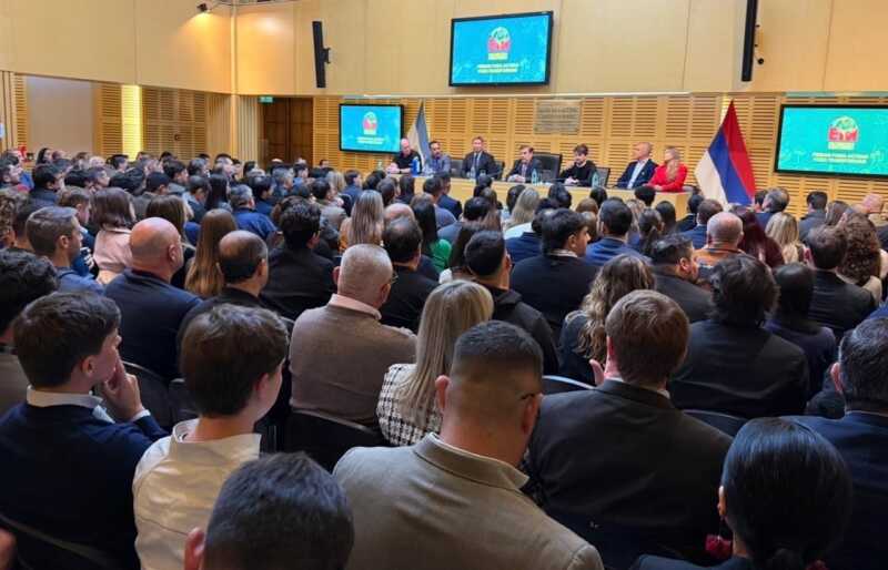 Misiones logró la quita de $90.000 millones de deuda de Energía de Misiones con CAMMESA 3 WhatsApp Image 2026 05 21 at 16.34.05 - 2