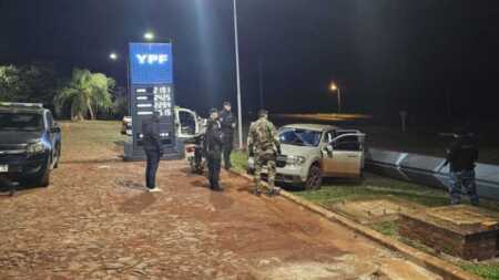 Andresito: intentó escapar de un control, chocó y terminó detenido con una camioneta robada en Buenos Aires persecución y detención en Andresito