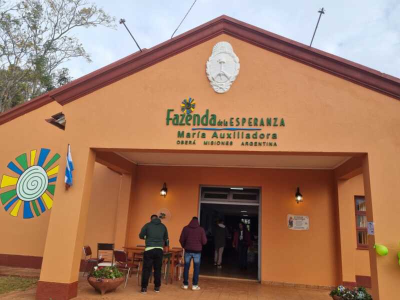 Donde la vida vuelve a empezar: inauguraron la Fazenda de la Esperanza en Oberá WhatsApp Image 2026 05 24 at 20.56.47 1 - 1
