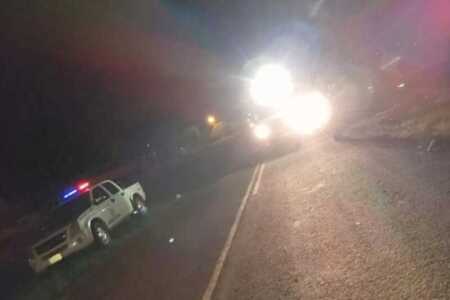 Tragedia vial en Edelira: un adolescente murió tras un choque entre motocicletas y una menor fue hospitalizada de urgencia.