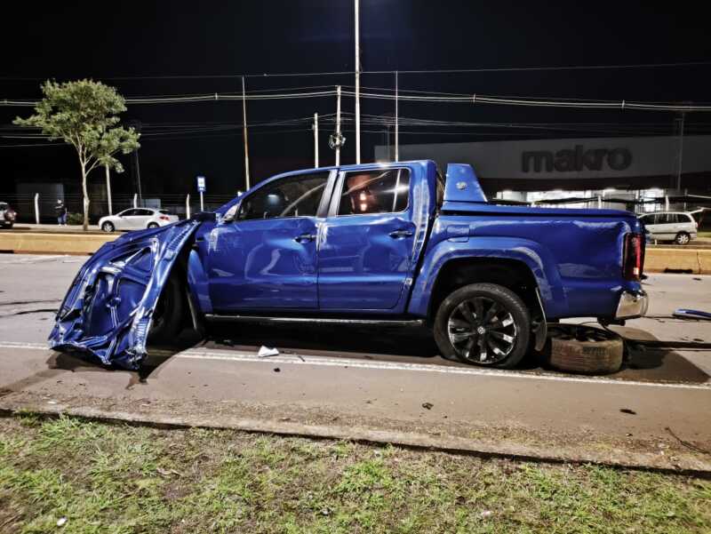 Posadas: manejaba con casi 2g de alcohol en sangre, chocó contra un semáforo y se salvó de milagro 1 alcohol