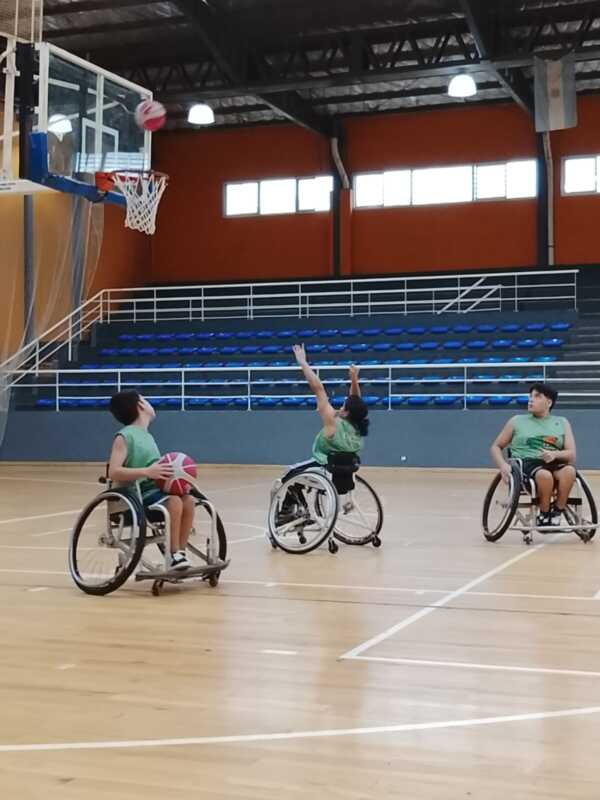 club yacare 1 - 4