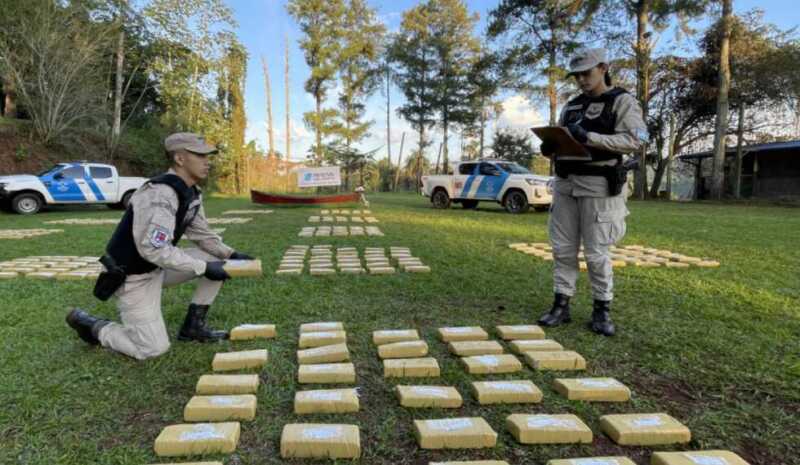 Seguridad: actualizan el protocolo nacional para analizar estupefacientes incautados en causas por narcotráfico 2 Durante la Expo Rural, Javier Milei reiteró que eliminar los derechos de exportación es una prioridad y defendió una reducción gradual para mantener el equilibrio fiscal.