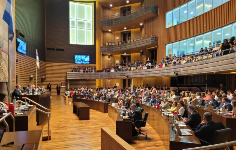 La Legislatura de Misiones tratará proyectos sobre startups, producción regional, alivio yerbatero e infraestructura fronteriza La Legislatura de Misiones debatirá proyectos vinculados al desarrollo tecnológico, beneficios fiscales para productores y obras estratégicas de integración regional.