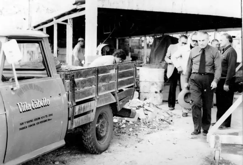 Villa Cabello: el barrio que nació de la solidaridad y transformó la historia urbana de Posadas 4 Entre esfuerzo, solidaridad y organización, comenzó a levantarse uno de los barrios más emblemáticos de Posadas.