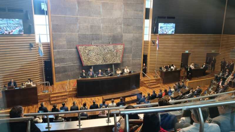 Anuncios de Passalacqua a diputados sobre impuestos, jubilaciones, programas y críticas a Nación 10 Con 127 proyectos presentados, Adrián Núñez anticipó un año de fuerte debate en torno a la reforma política y la presión fiscal en Misiones.
