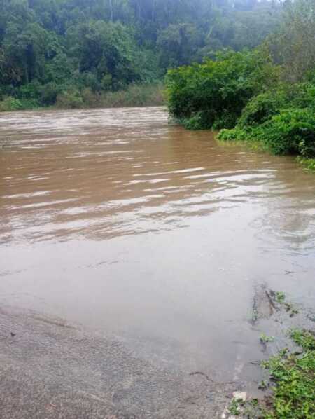 Cerraron el acceso al Parque Provincial Moconá por la crecida del arroyo Yabotí Arroyo