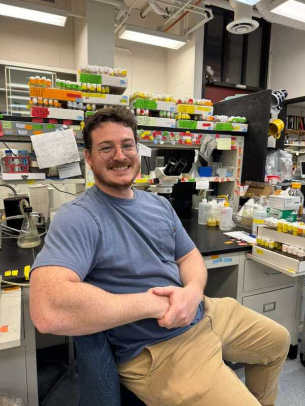 El joven científico misionero fue seleccionado entre los mejores investigadores doctorales para acceder a una de las becas más competitivas de la Universidad de Rochester, en Nueva York.