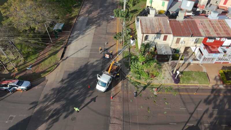 Energía de Misiones ejecuta un operativo integral de mantenimiento en Villa Cabello con cortes programados de servicio 3 El operativo integral contempla cortes programados del servicio para realizar obras destinadas a mejorar la infraestructura eléctrica de Posadas.