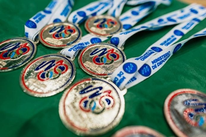 Juegos deportivos misioneros