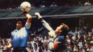A 40 años de la obra maestra: los dos goles eternos de Maradona a Inglaterra maradona