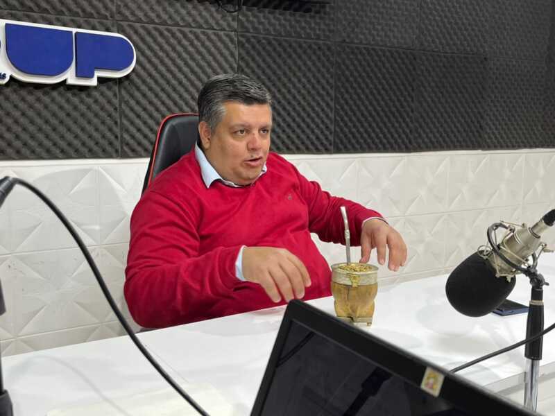 El intendente de Aristóbulo del Valle, Juan José MacDonald, aseguró que la prioridad de la gestión sigue siendo atender las demandas económicas y sociales de los vecinos.