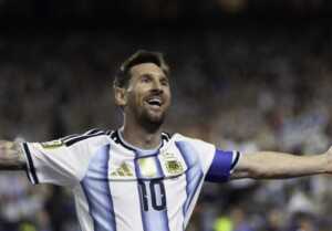 Messi hizo historia otra vez: todos los récords que rompió ante Argelia Lionel Messi brilló con un hat-trick ante Argelia en el debut de Argentina en el Mundial 2026 y rompió varios récords históricos que agrandan aún más su leyenda.