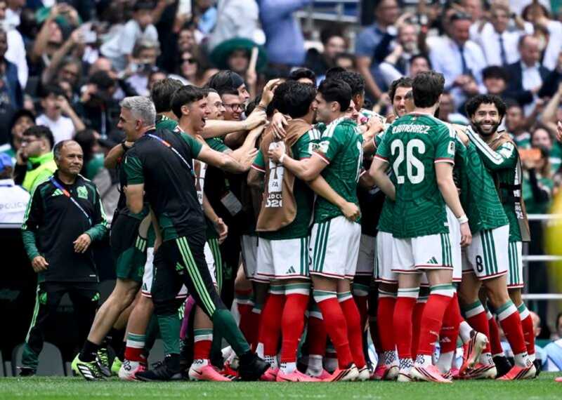 Mundial 2026: Con varias rojas, México se impuso 2-0 ante Sudáfrica en el partido inaugural 3 Mexico 1 - 2