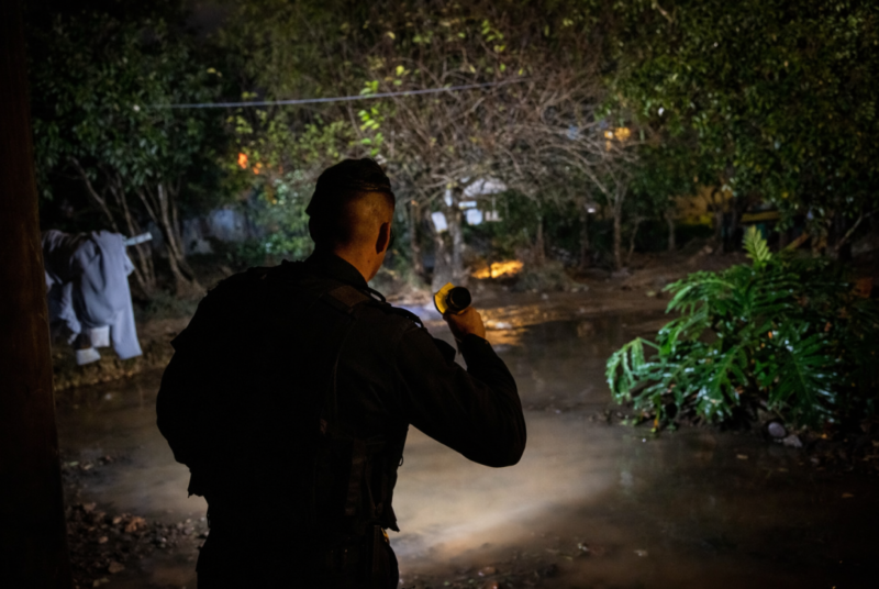 La Policía de Misiones intensifica operativos de rescate y asistencia por el fuerte temporal 2 Policia Misiones temporal