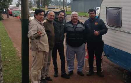 TC en Posadas: acampan cerca del autódromo para asegurarse un lugar y “vivir la pasión por los fierros” TC POSADAS