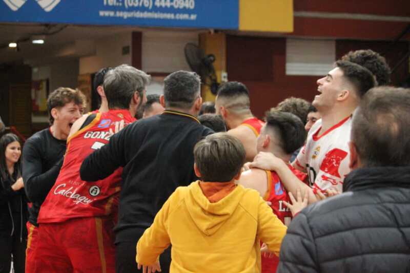 Tokio remontó ante Hércules y avanzó a la próxima ronda de la Liga Federal 6 Tokio derrotó 80-74 a Hércules de Charata en el tercer juego de la serie de playoffs y avanzó a la siguiente instancia de la Liga Federal. Daniel Tabbia fue la gran figura del Oriental con 26 puntos.