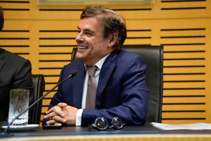 Rovira anunció un bono verde, trazabilidad para la yerba mate y un bono soberano para financiar obras en Misiones Rovira anunció batería de leyes