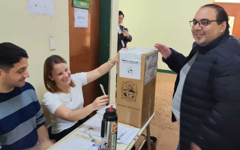 Mariano Di Stasi asumió como decano y proyecta una nueva etapa para la Facultad de Ciencias Forestales Mariano Di Stasi nuevo decano de Ciencias Forestales UNaM