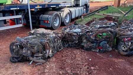 compactaron autos en Misiones
