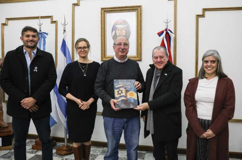 Passalacqua recibió a representantes de Israel para fortalecer vínculos en innovación y desarrollo productivo 5 WhatsApp Image 2026 06 19 at 17.36.30 - 4