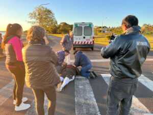 Una mujer resultó herida tras un choque entre motos sobre el puente de la avenida Blas Parera Una mujer resultó herida tras un choque entre motos sobre el puente de la avenida Blas Parera