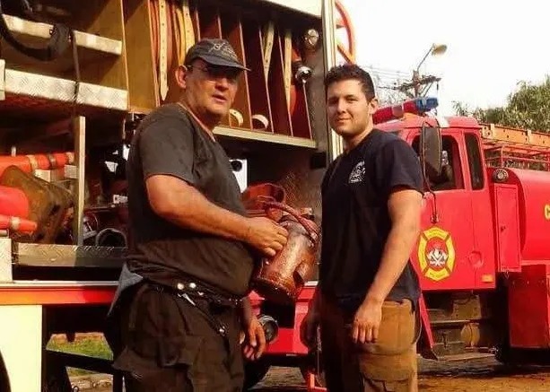 “Siempre se preparó para esto”: el orgullo del padre del bombero misionero que rescata víctimas en Venezuela 3 bombero - 2