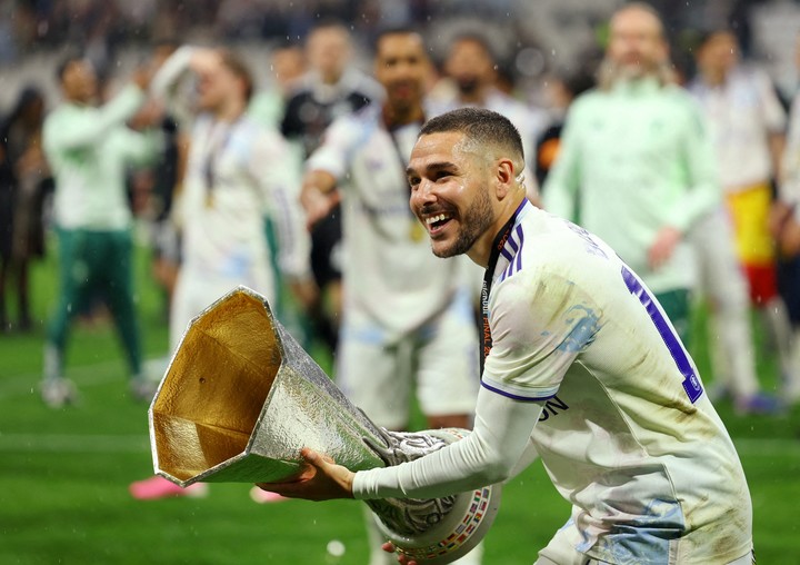 Emiliano Buendía fue alertado por la Selección Argentina ante una posible baja por lesión antes del Mundial 2026. Nicolás Paz es seguido de cerca por el cuerpo técnico de Lionel Scaloni.