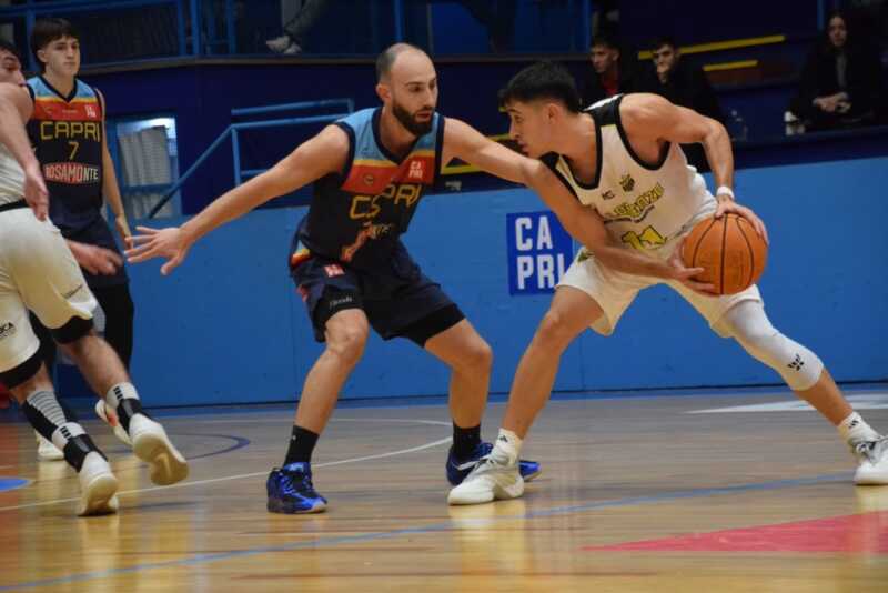 Mitre y CAPRI ganaron como visitantes en el primer juego de los playoffs de la Liga Federal y quedaron a una victoria de la clasificación. Tokio cayó ajustadamente ante Hércules en Charata y está obligado a ganar en Posadas para seguir con vida.