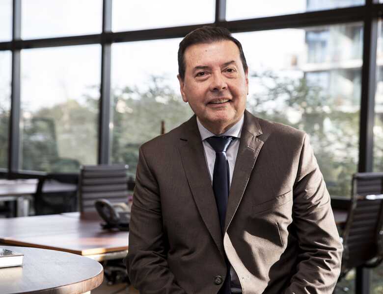 carlos salinas 6 - 2