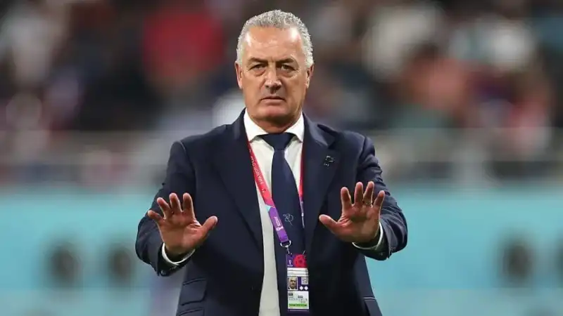 Paraguay busca otra utopía imposible ante Francia 3 Paraguay enfrentará a Francia por los octavos de final del Mundial 2026. El equipo de Gustavo Alfaro buscará otra hazaña tras eliminar a Alemania, mientras que los franceses llegan como máximos candidatos al título.