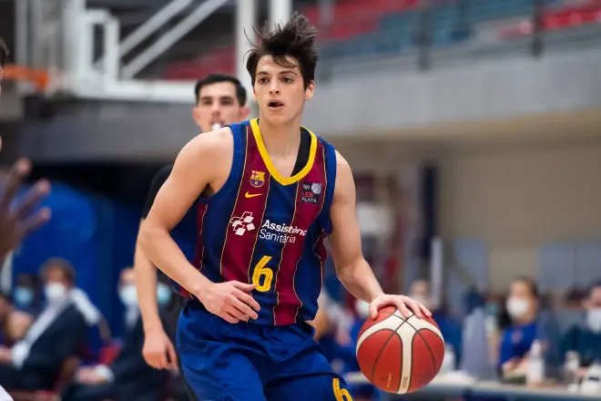 Juani Marcos dejó el Barcelona y continuará su carrera en otro club de España 3 El base argentino Juani Marcos rescindió su contrato con el Barcelona y no continuará en el club español. El rosarino, con pasado en la cantera azulgrana, tendría como próximo destino al UCAM Murcia.