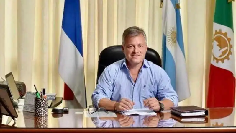 El mensaje de Koth: respaldo al gobernador y crítica a la discusión electoral koth