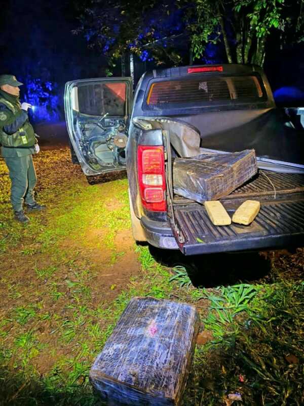 Secuestraron más de una tonelada de marihuana tras una persecución en Puerto Piray 1 marihuana
