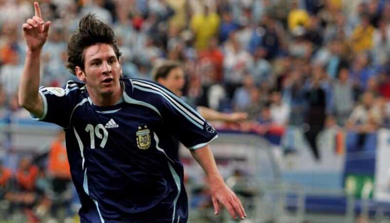 Lionel Messi brilló con un hat-trick ante Argelia en el debut de Argentina en el Mundial 2026 y rompió varios récords históricos que agrandan aún más su leyenda.
