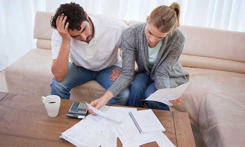 La morosidad de las familias alcanzó un récord del 12,7% y casi el 40% de los jóvenes registra deudas irregulares morosidad en argentina